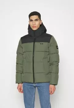 Куртка Calvin Klein CRINKLE BLOCK PUFFER, цвет thyme