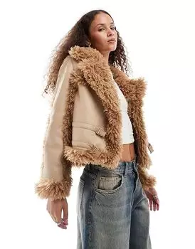 Куртка из искусственной кожи с меховой отделкой бежевого цвета Urban Revivo