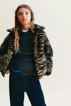 Куртка из искусственной овчины с принтом зебра ZARA, зебра