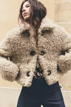 Куртка из искусственной овчины с пуговицами ZARA, кэмел