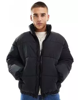 Куртка-пуховик черного цвета Bershka