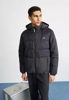 Куртка Quiksilver ВОЛКОВОЕ ПЛЕЧО, черный
