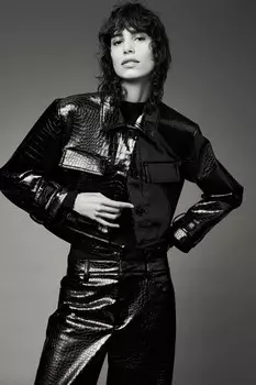 Куртка с эффектом кожи ZARA, черный
