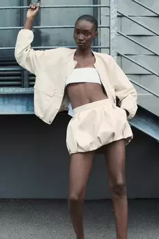 Куртка с карманами ZARA, экрю