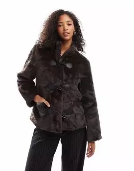 Куртка Vero Moda из искусственного меха с застежкой-тогл шоколадно-коричневого цвета