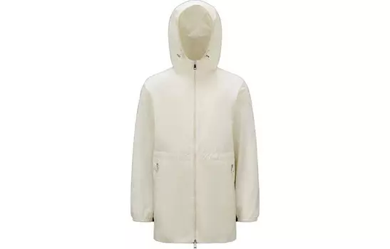 Куртка женская белый Moncler