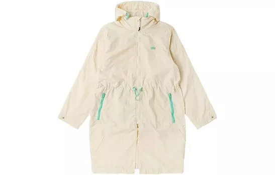 Куртка женская бледно-желтая Lacoste