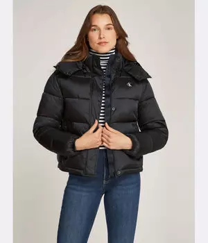 Куртка женская Calvin Klein Jeans короткая с капюшоном, черный