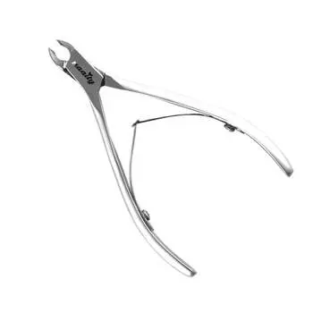 Кусачки для кутикулы абсолютно удобны Naaily