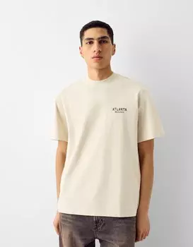 Квадратная футболка с короткими рукавами и студенческим принтом Bershka, верблюжий