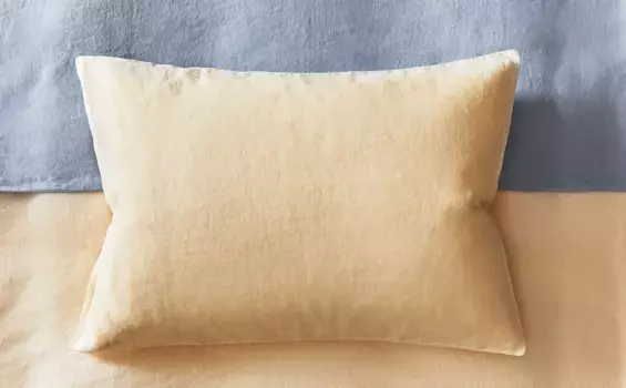 Льняная наволочка Zara Home, персик
