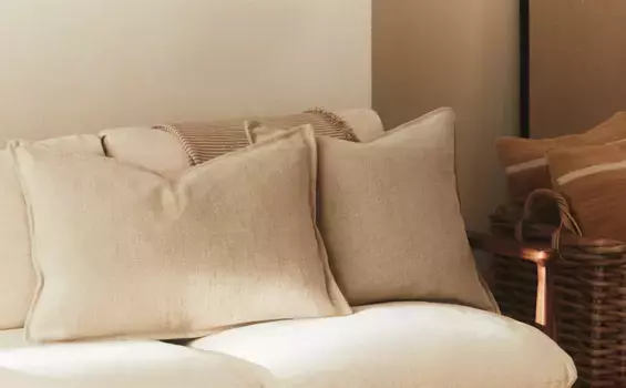 Льняной чехол на подушку с отстрочкой Zara Home, песок