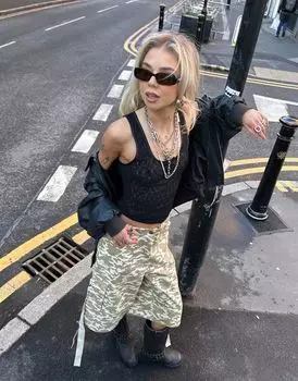 Labelrail x Daisy Birchall — Майка из эластичного кружева черного цвета с бантом