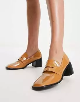 Лакированные коричневые лоферы на каблуке Raid Megna