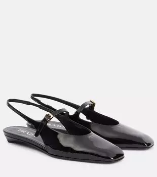 Лаковые босоножки-лодочки на ремешке Prada, черный