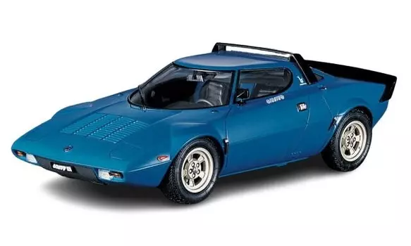 Lancia Stratos HF Stradale 1:24 Hasegawa HC15