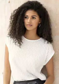 LASCANA рубашка с короткими рукавами, с окантовкой, не гладкая футболка из современной структурированной ткани, кремовый