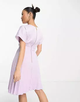 Лавандовое плиссированное мини-платье с запахом спереди Closet London Petite