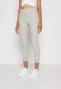 Леггинсы Nike