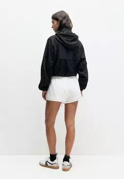 Легкая куртка BASIC CROPPED PULL&BEAR, черный