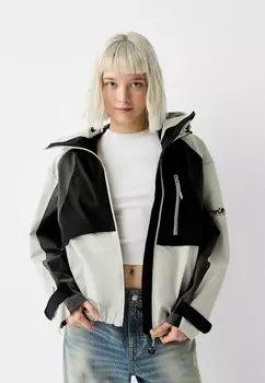 Легкая куртка HOODED Bershka, цвет black