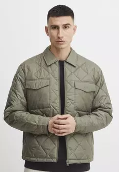 Легкая куртка Solid