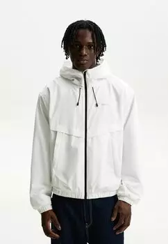 Легкая куртка TECHNICAL WITH HOOD Bershka, белый