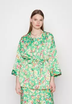 Легкая куртка YAS