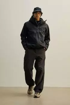 Легкая трехслойная куртка Stormmove из жесткого материала H&M, черный