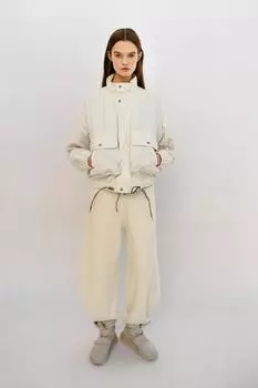 Легкая водоотталкивающая куртка x and wander ZARA, экрю