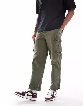 Легкие брюки-карго Superdry Parachute в цвете зеленый лук