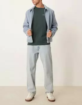 Легкие свободные джинсы светлого тона Abercrombie & Fitch