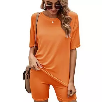 Легкий женский комплект из байкерских шорт и футболки в тон Haute Edition, оранжевый