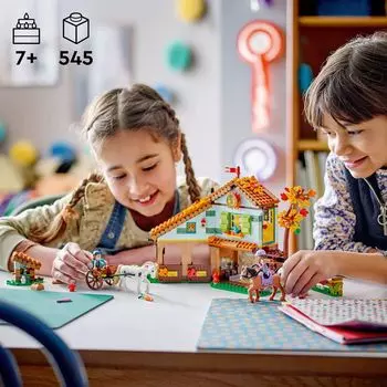 LEGO Friends Осенняя конюшня для ролевых игр 41745 (545 деталей) LEGO
