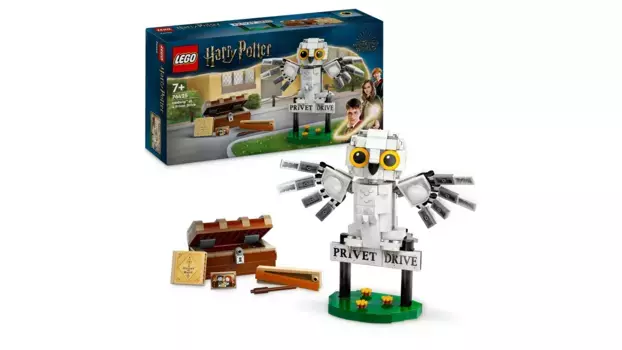 Lego Harry Potter Хедвиг на Тисовой улице, 4