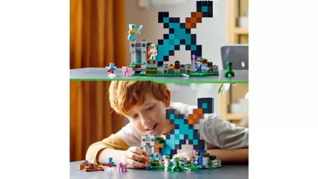 Lego Minecraft Аванпост Меча