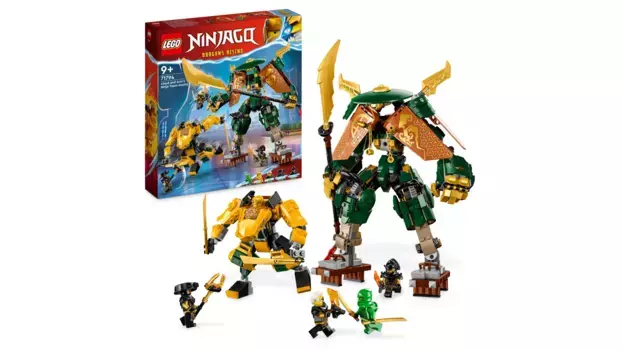 Lego NINJAGO Тренировочные роботы Ллойда и Арин с фигурками
