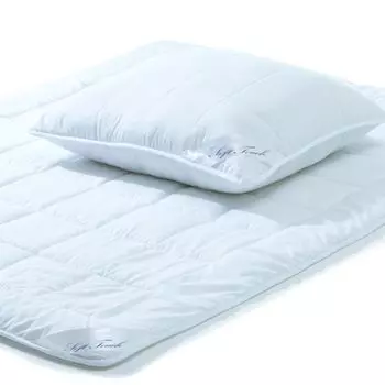 Летнее одеяло Soft Touch 1x 150x220 + 1x 80x80 PES из микрофибры 880 г + 1300 г квадратное стеганое одеяло aqua-textil