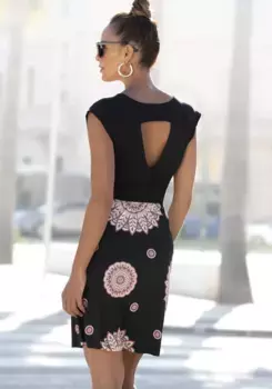 Летнее платье Beachtime с вырезом на спине, трикотажное платье с запахом, пляжное платье, цвет Schwarz-Bedruckt