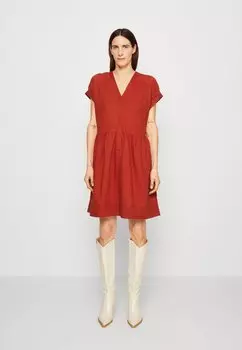 Летнее платье Esprit