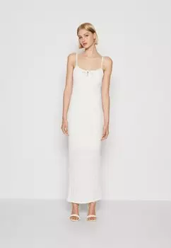 Летнее платье Gina Tricot