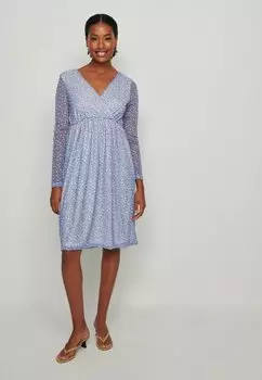 Летнее платье NA-KD