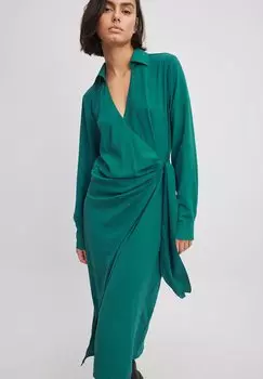 Летнее платье NA-KD, зеленый