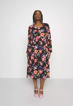 Летнее платье ONLY Carmakoma, черный