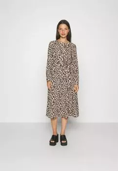 Летнее платье Pieces Petite