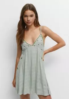 Летнее платье PULL&BEAR, светло-зеленый