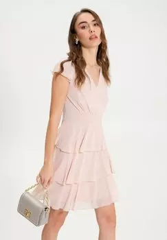 Летнее платье Rinascimento, розовое