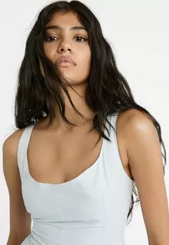 Летнее платье Stradivarius, синее