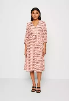 Летнее платье Vero Moda