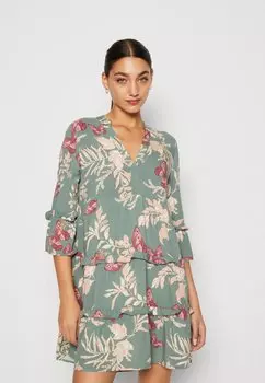 Летнее платье Vero Moda